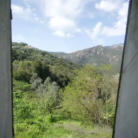 Сasa de vacaciones Lopigna Lopigna